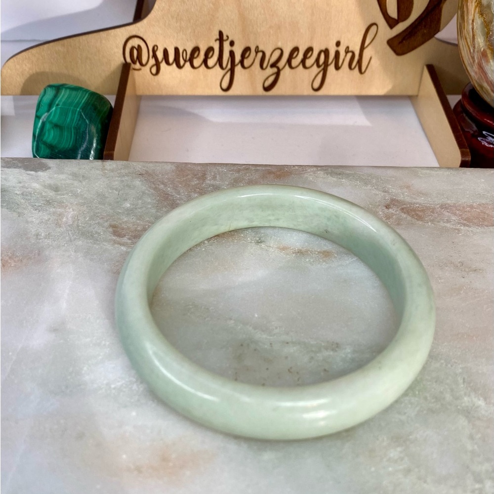 Mint Green Jade Bangle Bracelet XS Fit 58mm